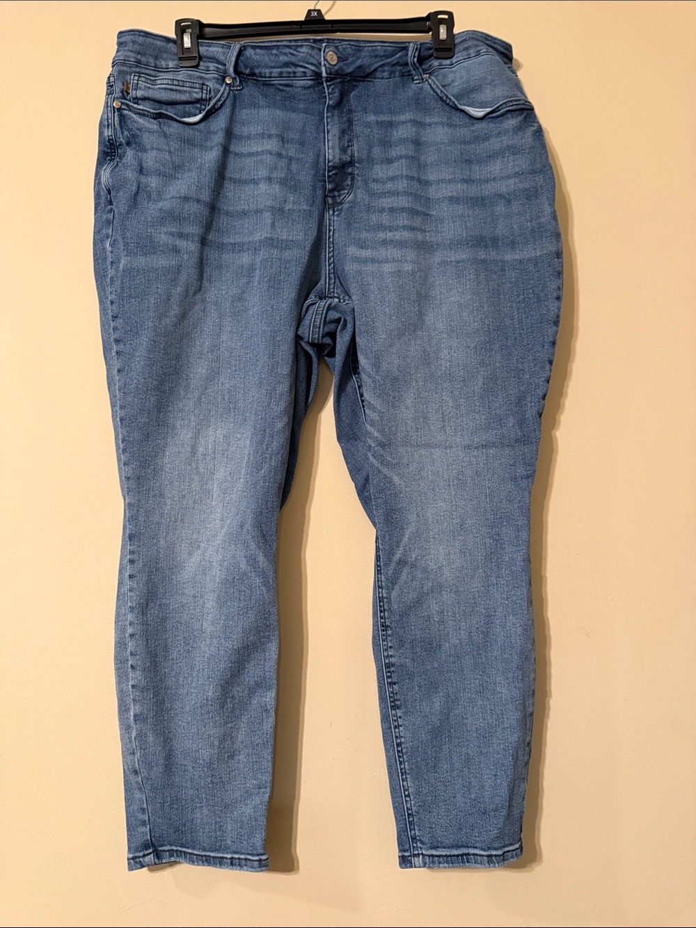 Classic Women's Mid Blue Jeans - Comfortable Everyday Fit